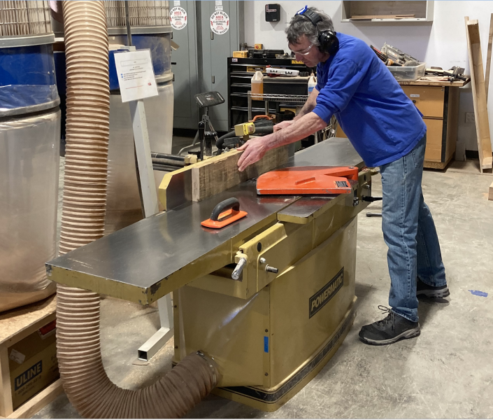 File:Jointer 1696 in action.png